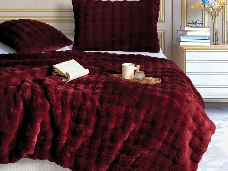 Yeni Yıl İçin Şık ve Konforlu Seçim: Merinos Diamond 3 Parça Comforter Yorgan Seti